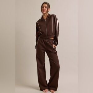 Pamela Pants & Sweatsuit Set- Brown